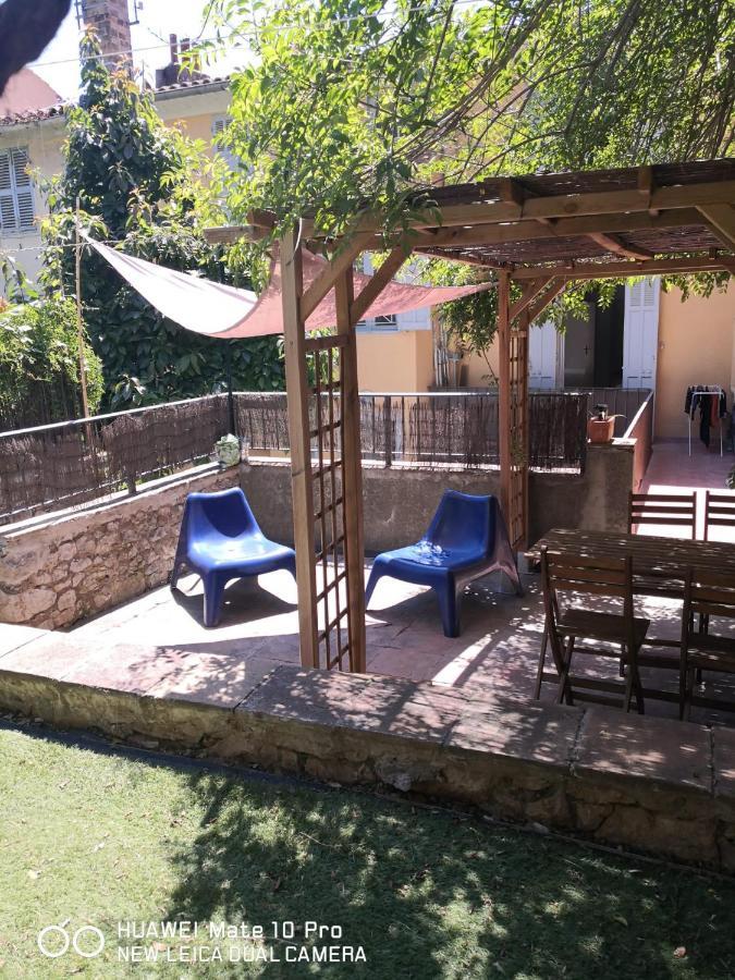 Appartement avec Jardin privatif centre ville Hyères Extérieur photo